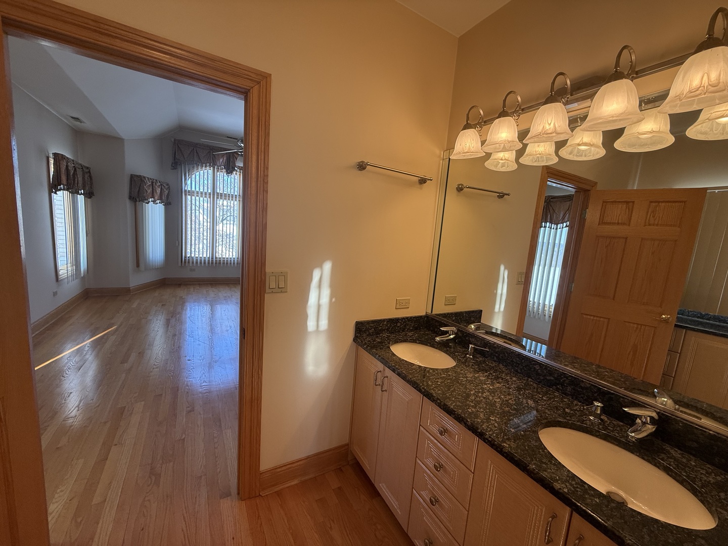 1004 Saddle Lane Property Photo 18
