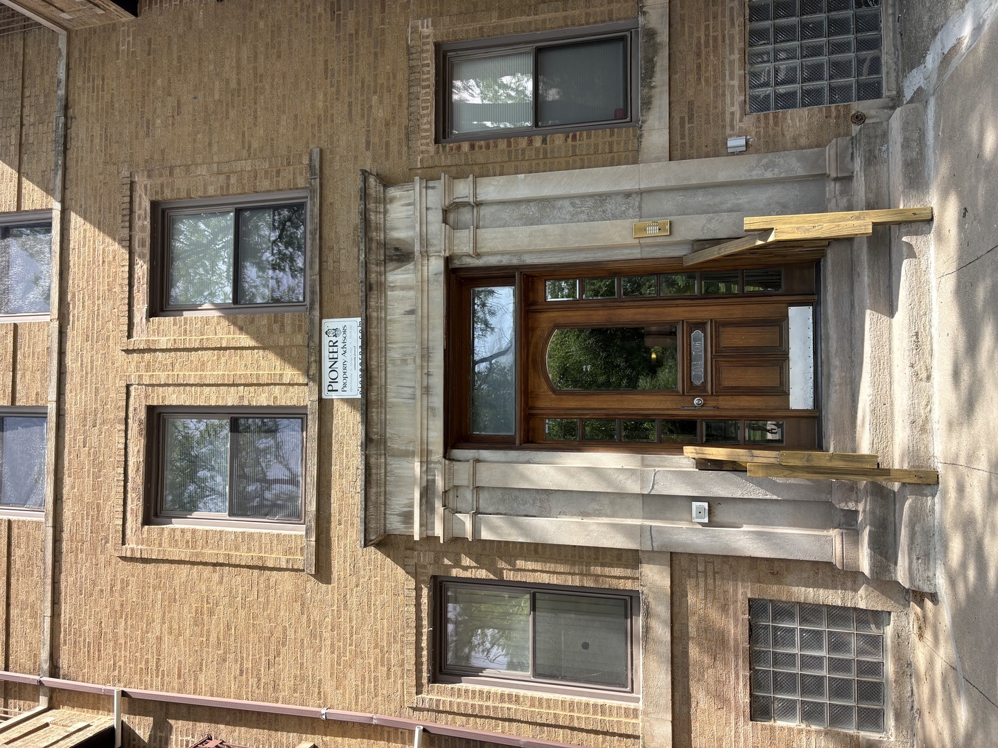 706 E 51st Street Property Photo 4