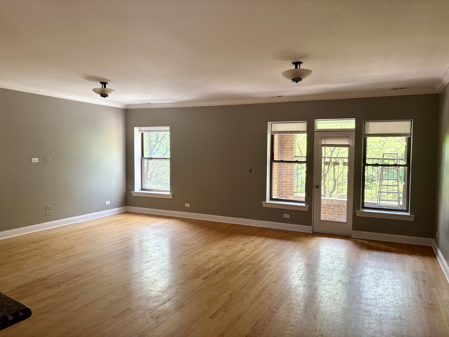 706 E 51st Street Property Photo 20