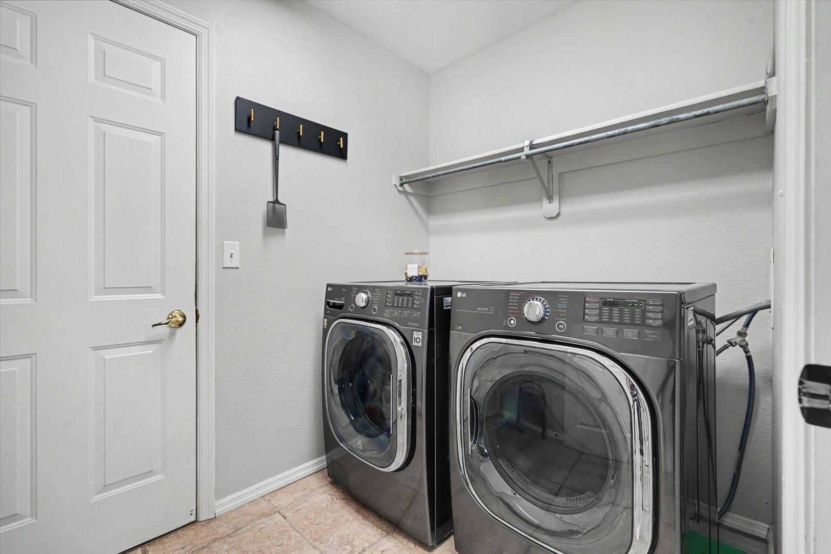 3701 Englewood Drive Property Photo 29