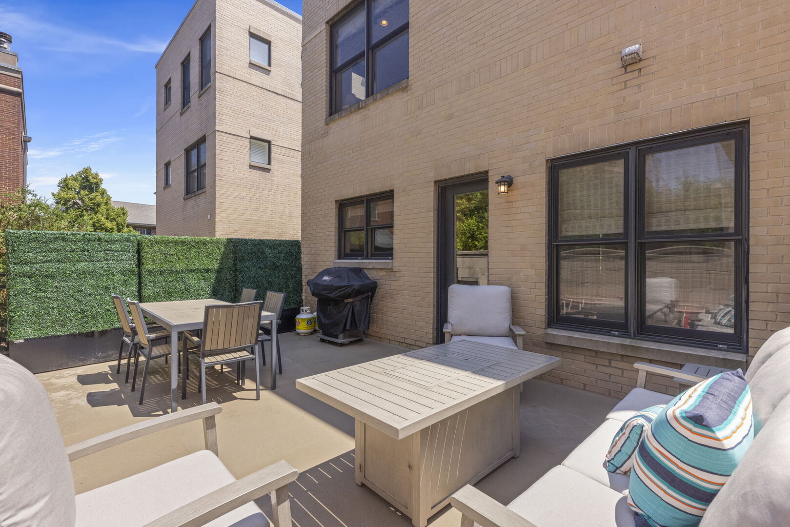 460 Pennsylvania Avenue C Property Photo 15