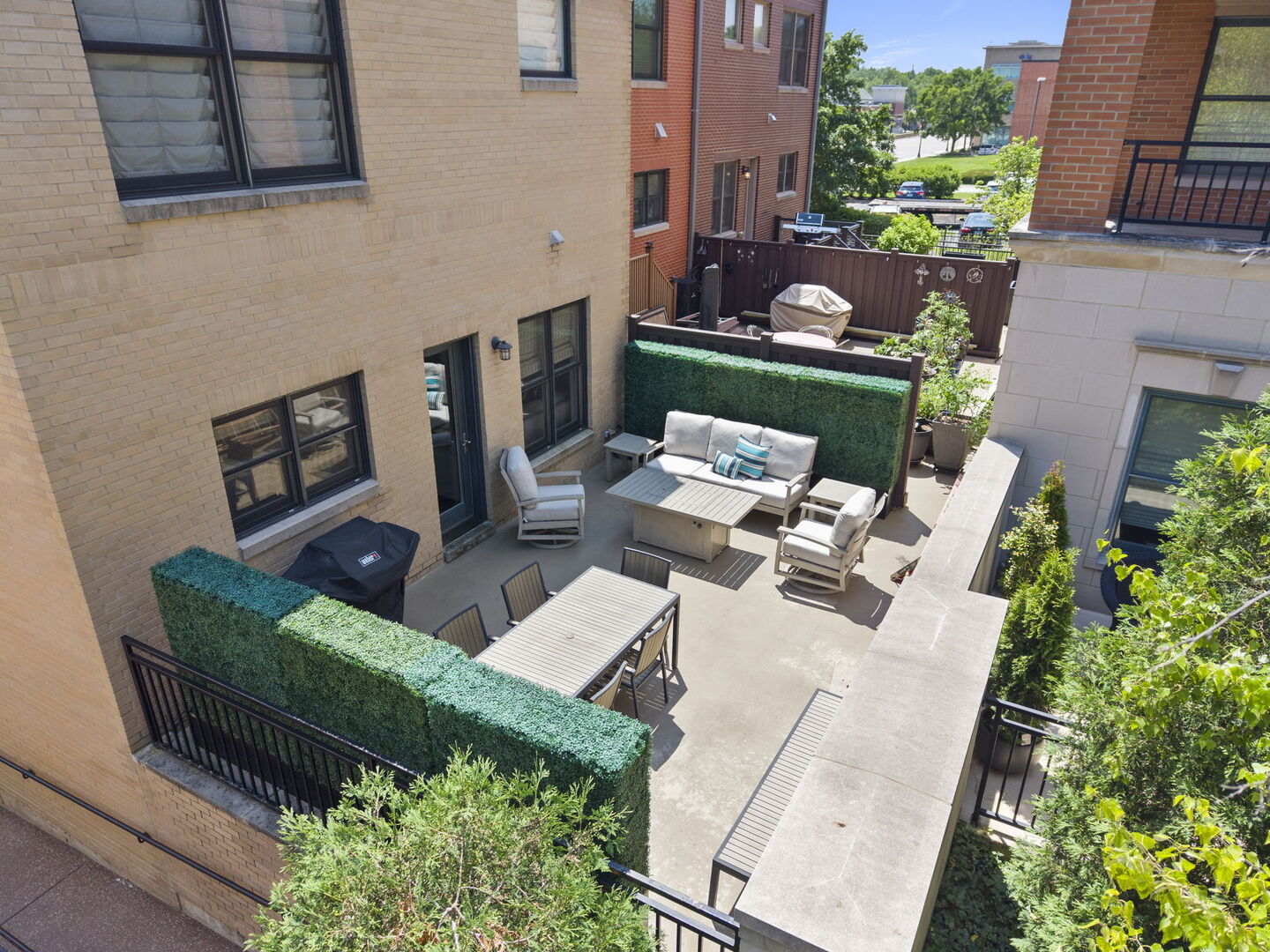 460 Pennsylvania Avenue C Property Photo 26