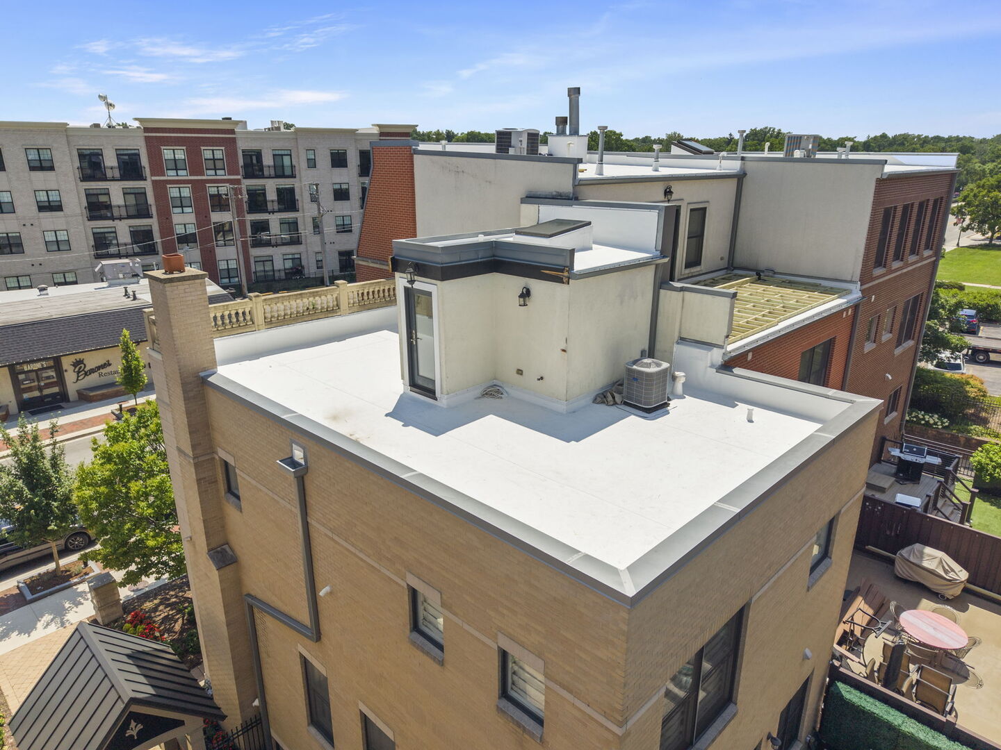 460 Pennsylvania Avenue C Property Photo 28