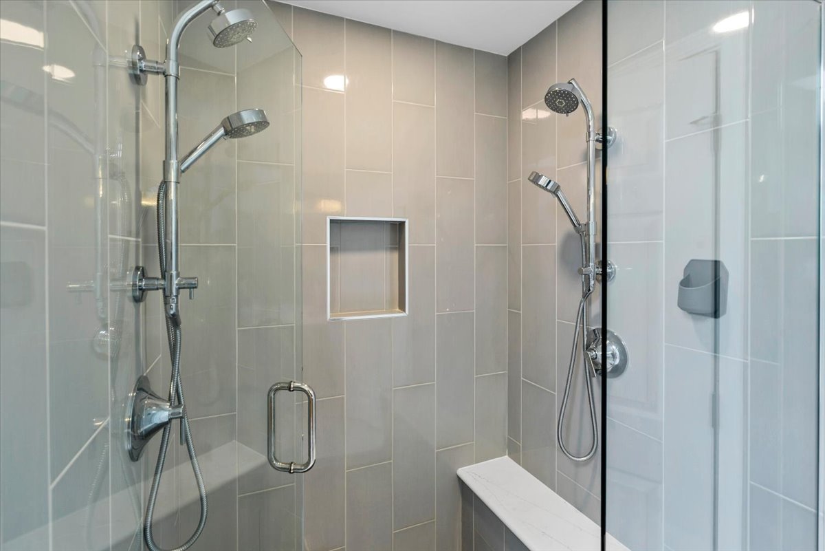 2135 Hamilton Drive Property Photo 11