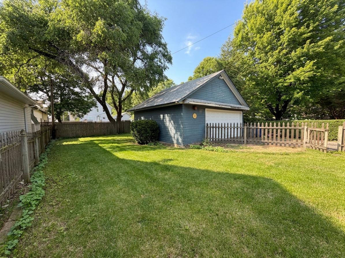 26 Monroe Avenue Property Photo 28