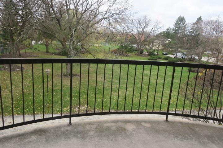 1605 E Central Road 322c Property Photo 9