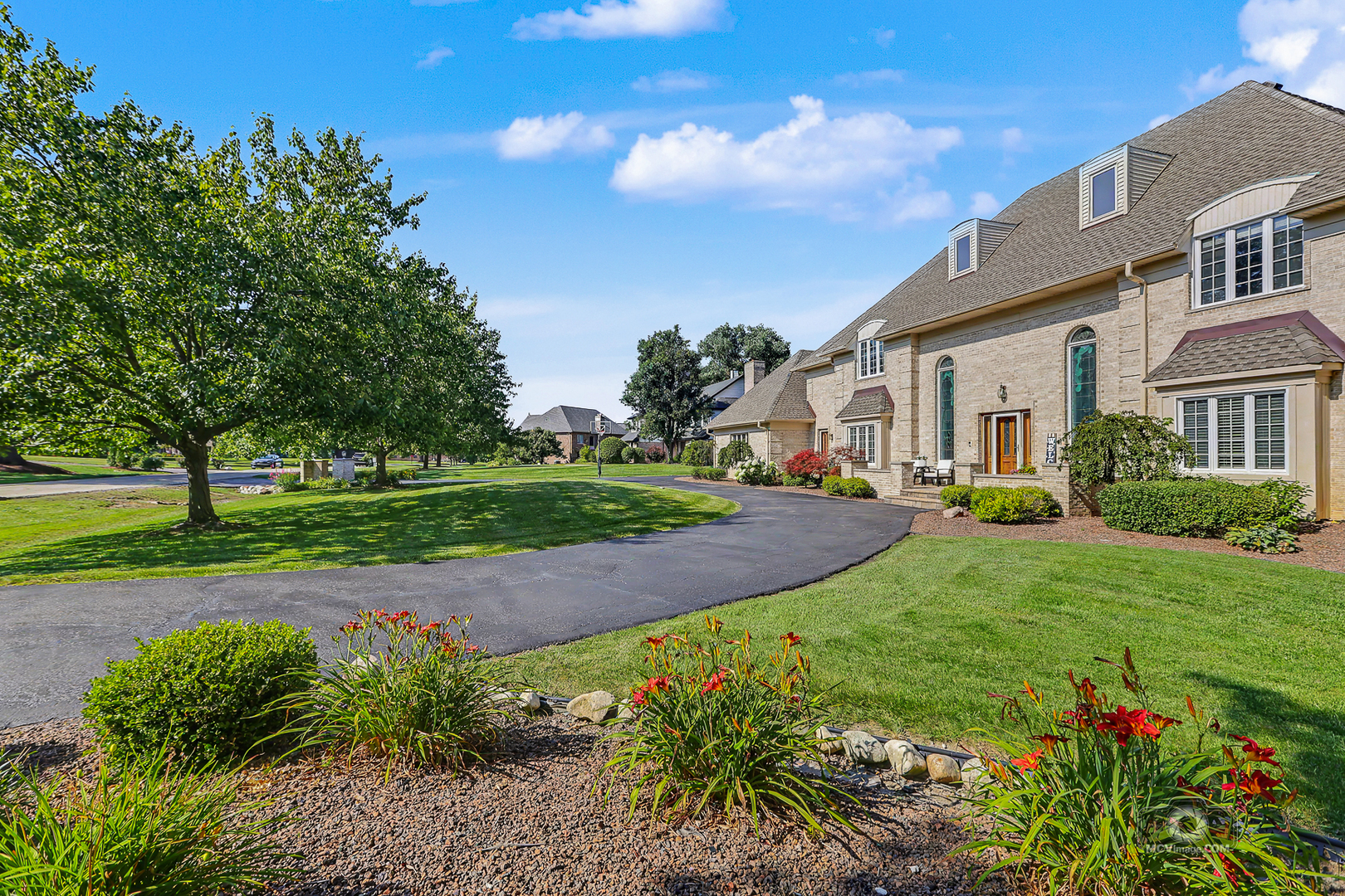 7 Paddock Property Photo 4