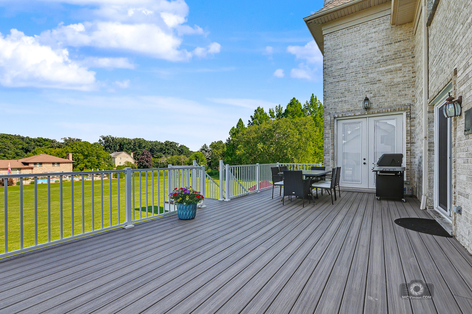 7 Paddock Property Photo 10