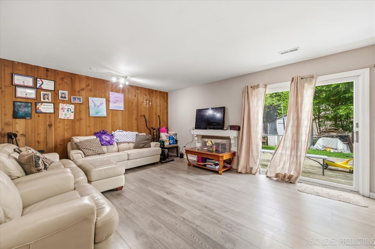 1845 Birch Lane Property Photo 8