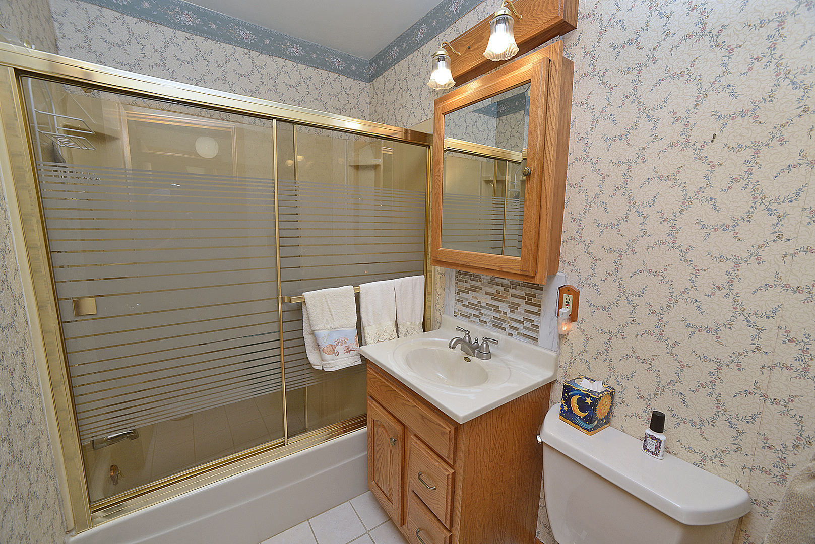 749 Fort Street Property Photo 9