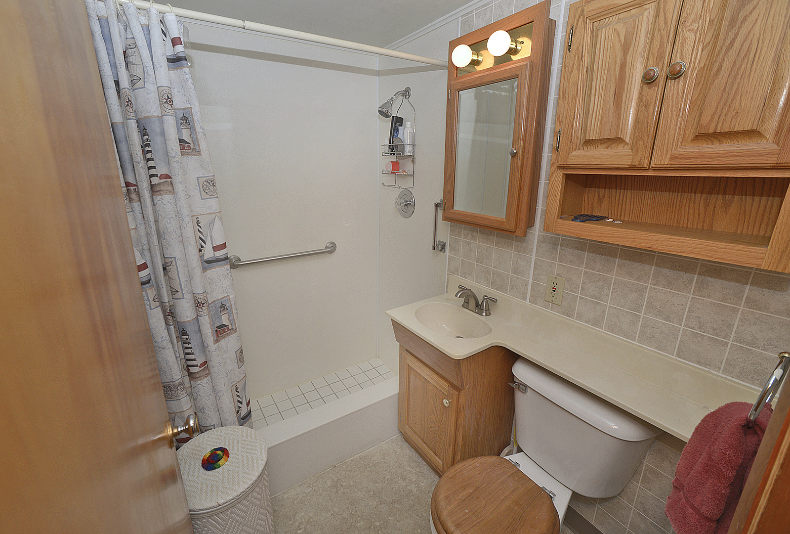 749 Fort Street Property Photo 15