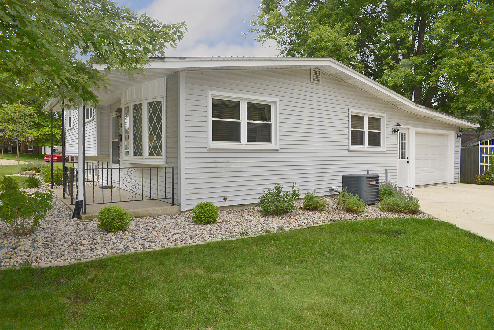 749 Fort Street Property Photo 20