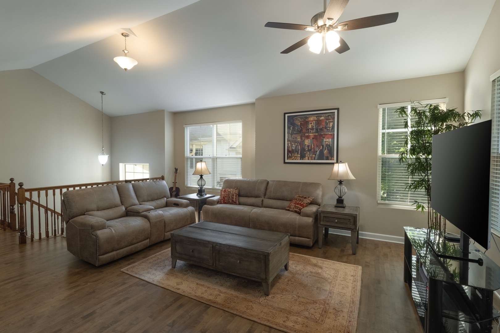 442 Plaza Place Property Photo 4