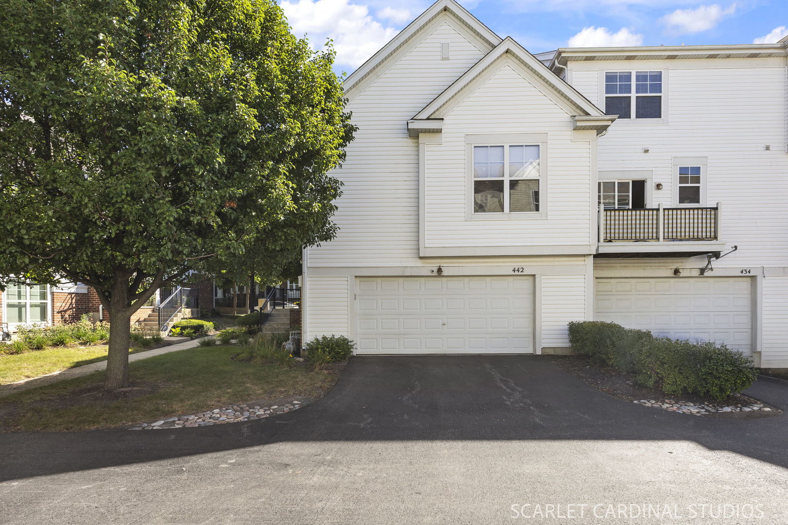 442 Plaza Place Property Photo 4