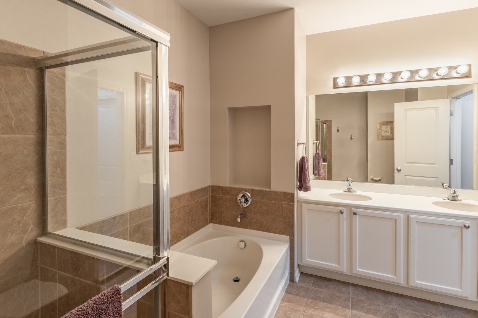 442 Plaza Place Property Photo 15