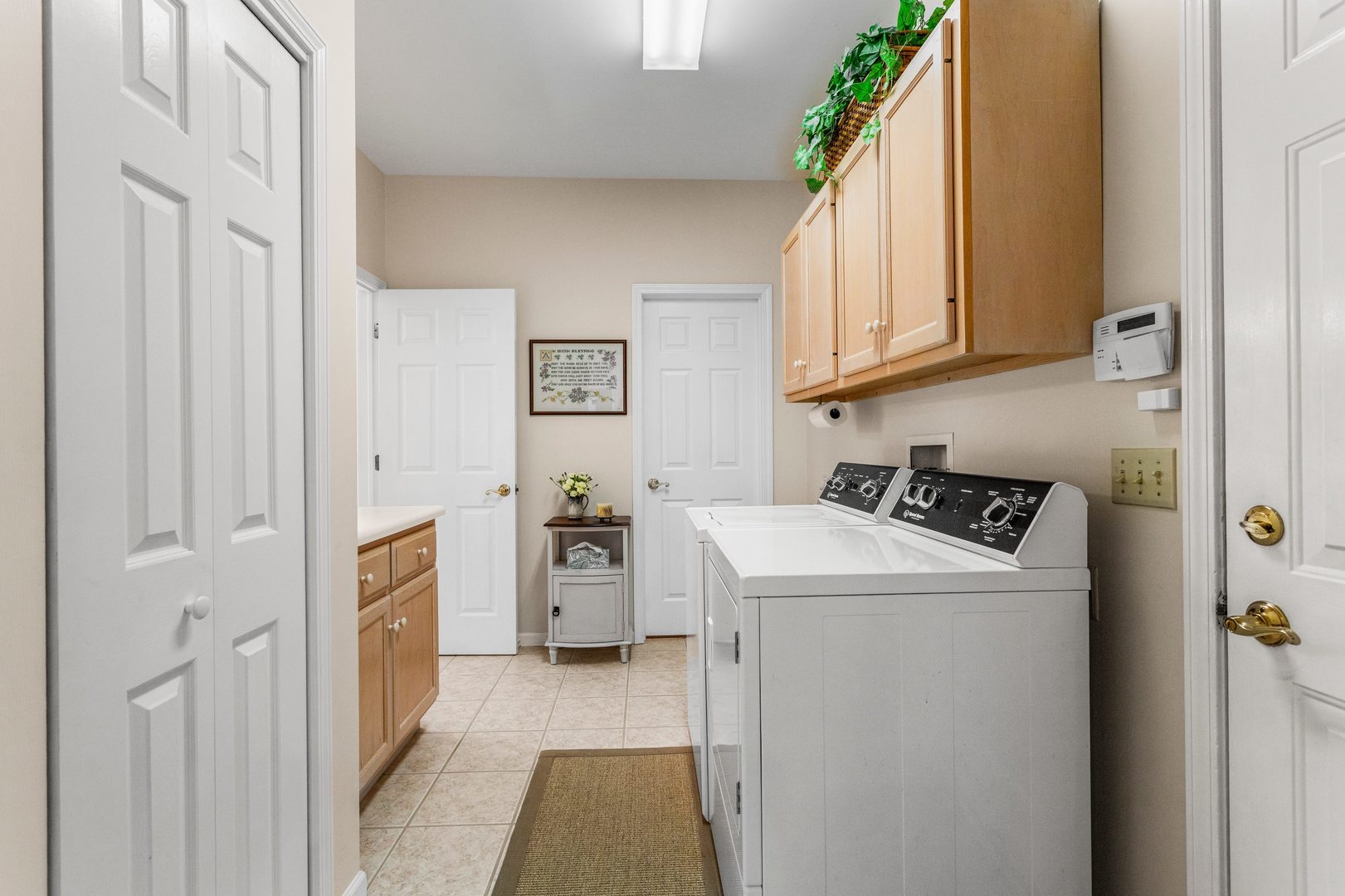 1610 Yorkshire Drive Property Photo 27