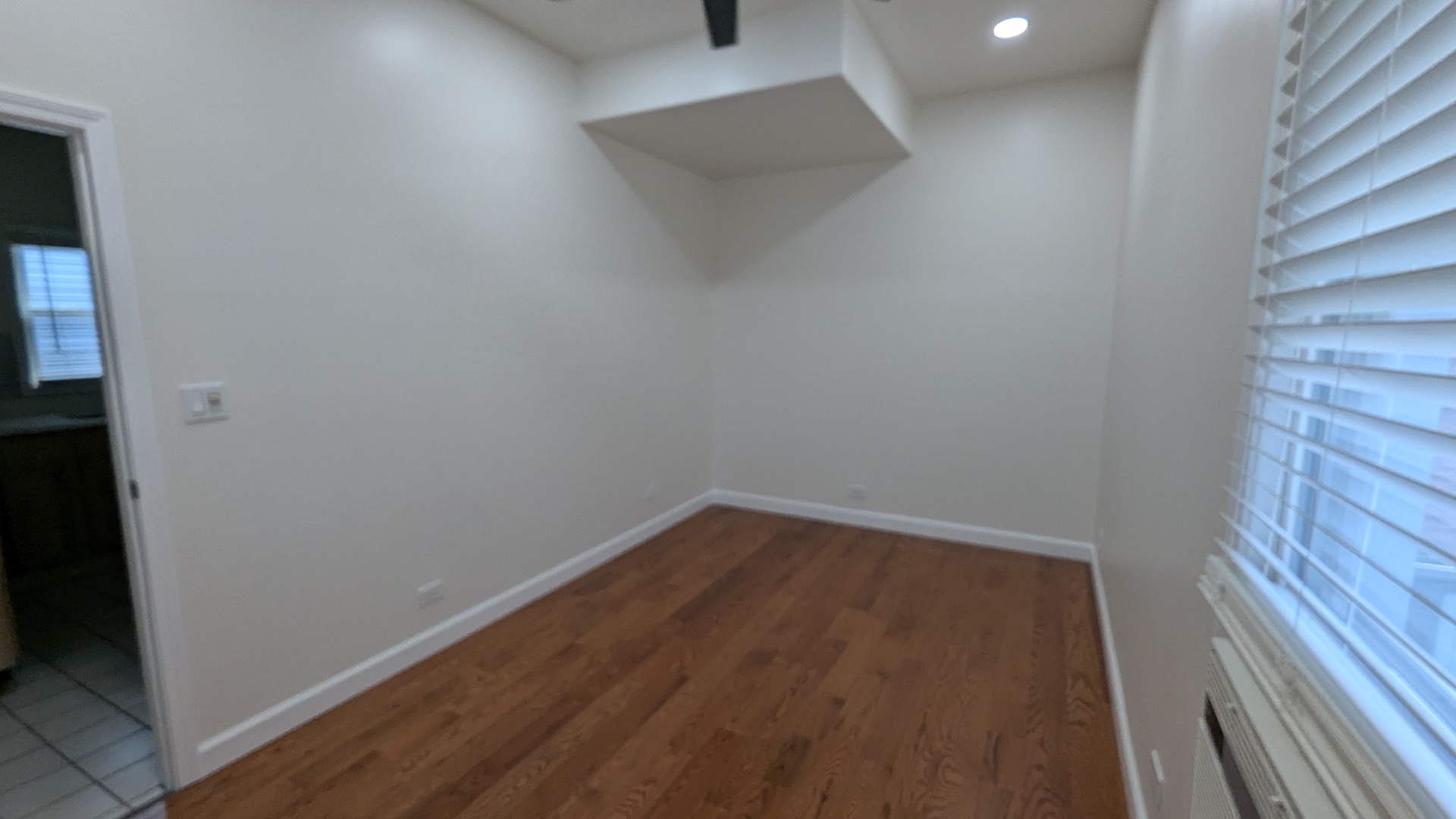 2834 W Fletcher Street 2r Property Photo 5