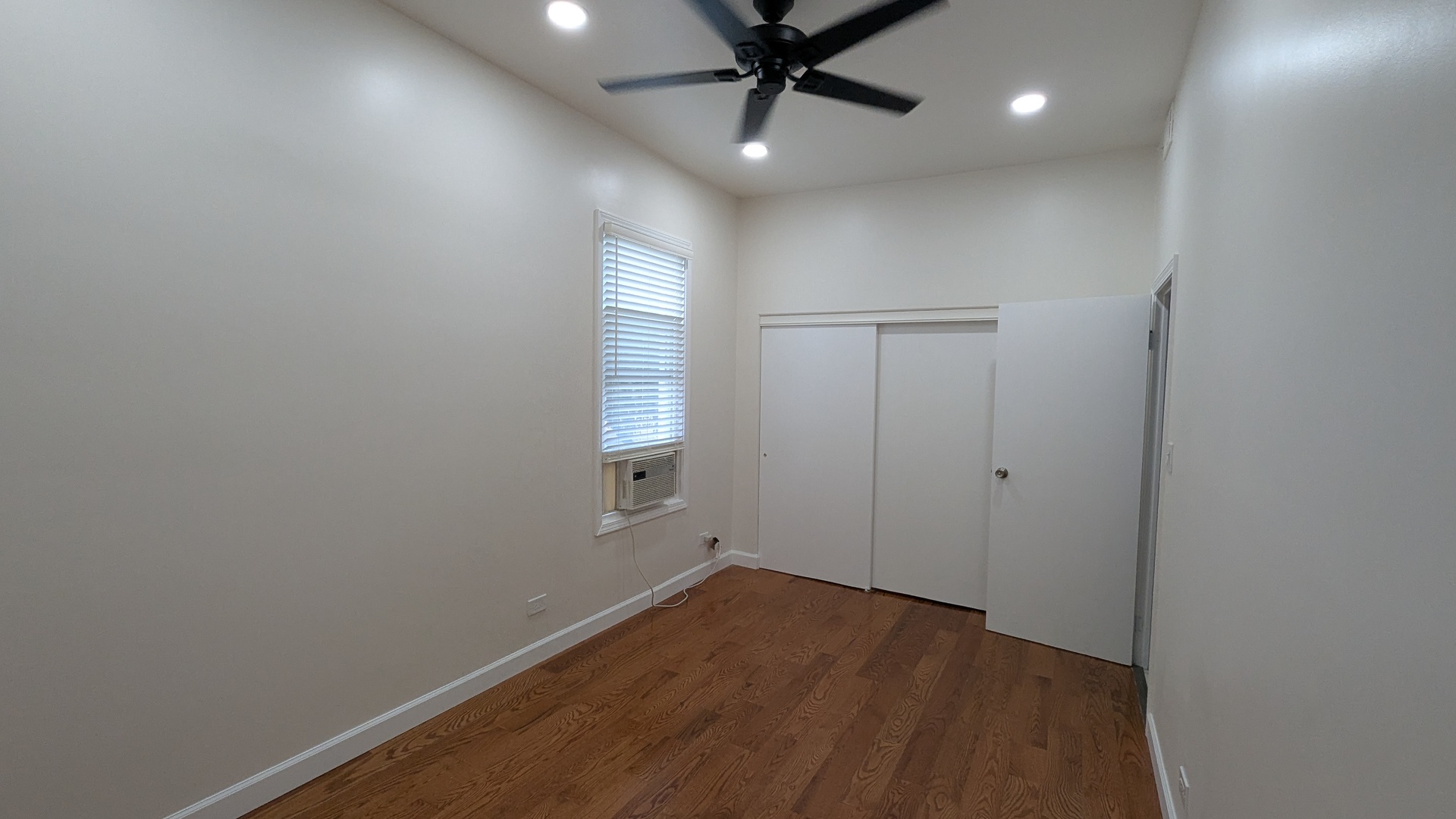2834 W Fletcher Street 2r Property Photo 6
