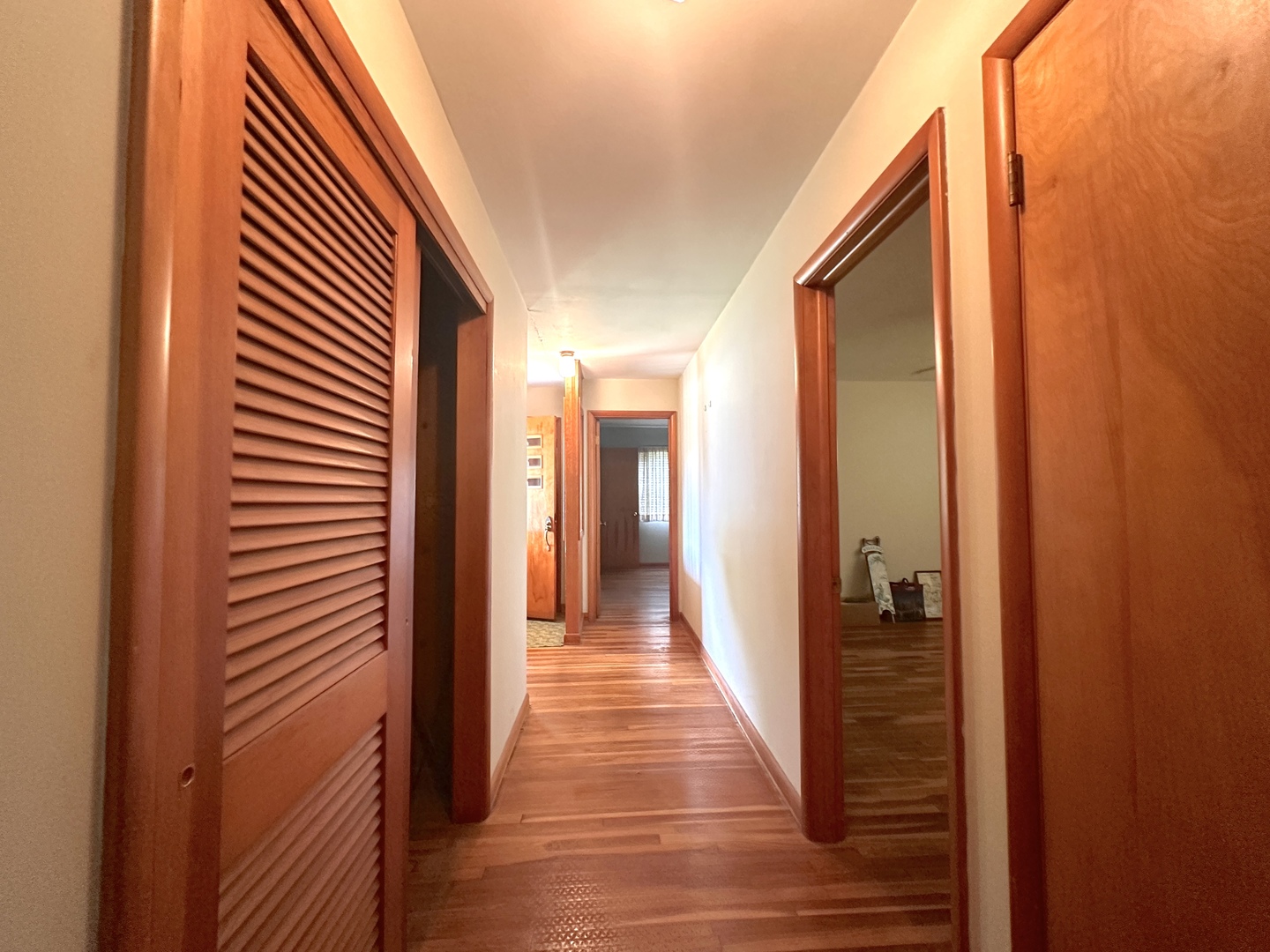 306 S Orchard Drive Property Photo 5