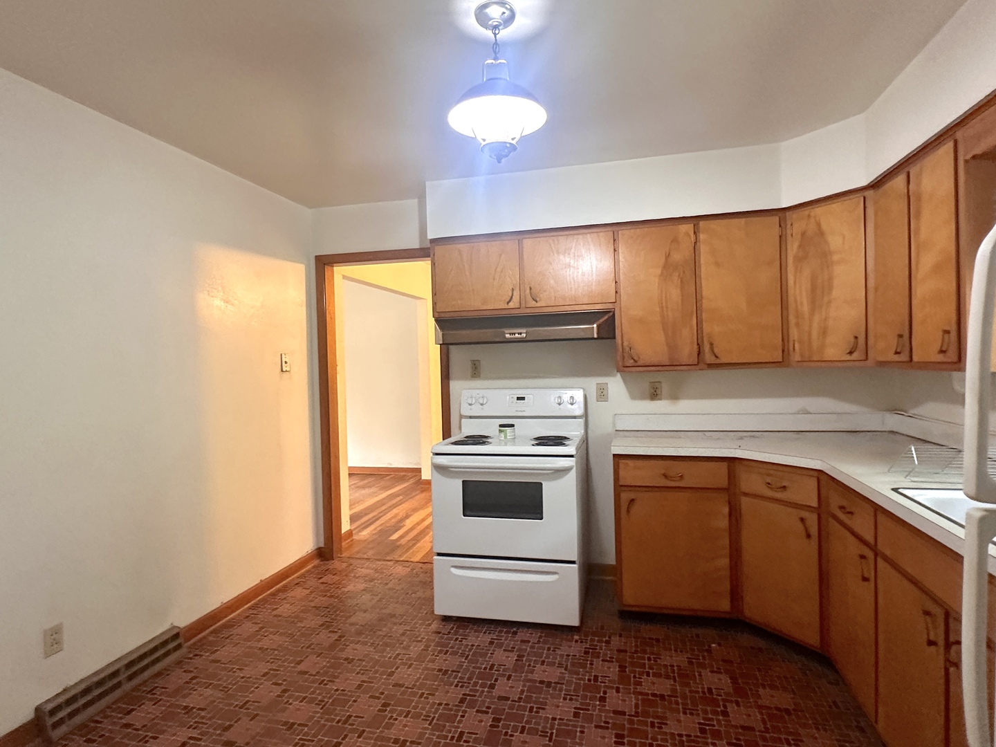 306 S Orchard Drive Property Photo 6