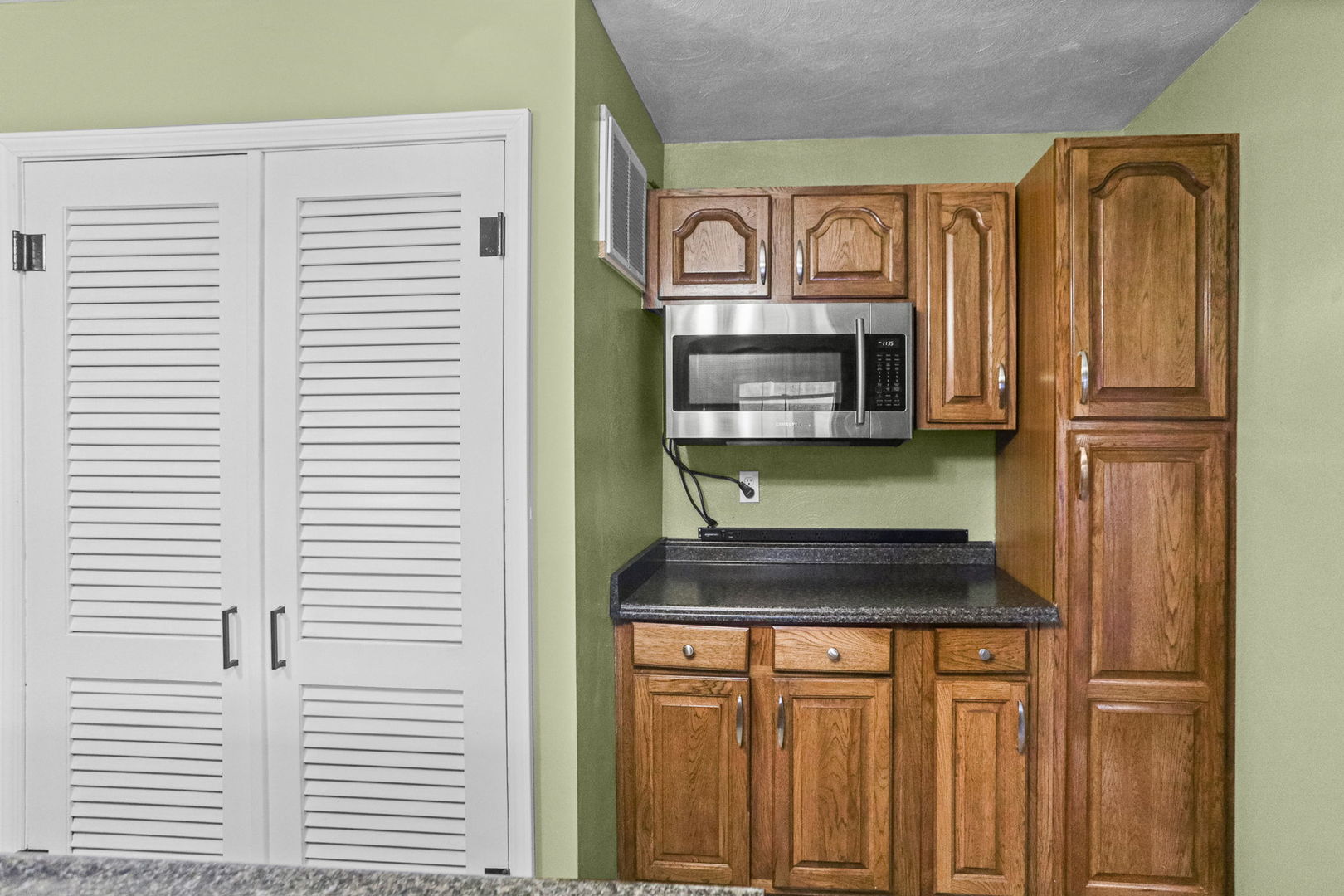27 Bel Air Drive Property Photo 25