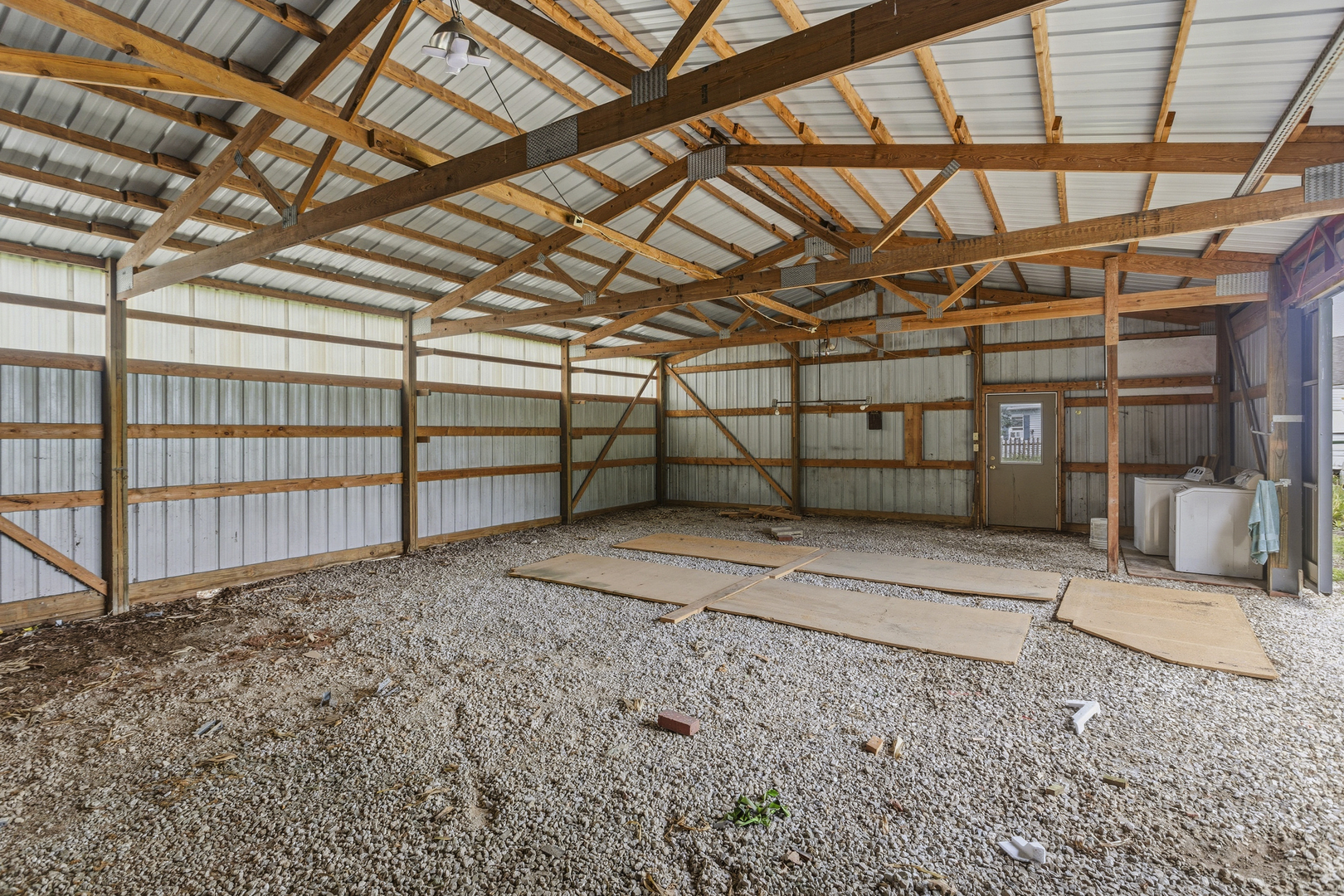 122 County Road 2150 North Property Photo 55
