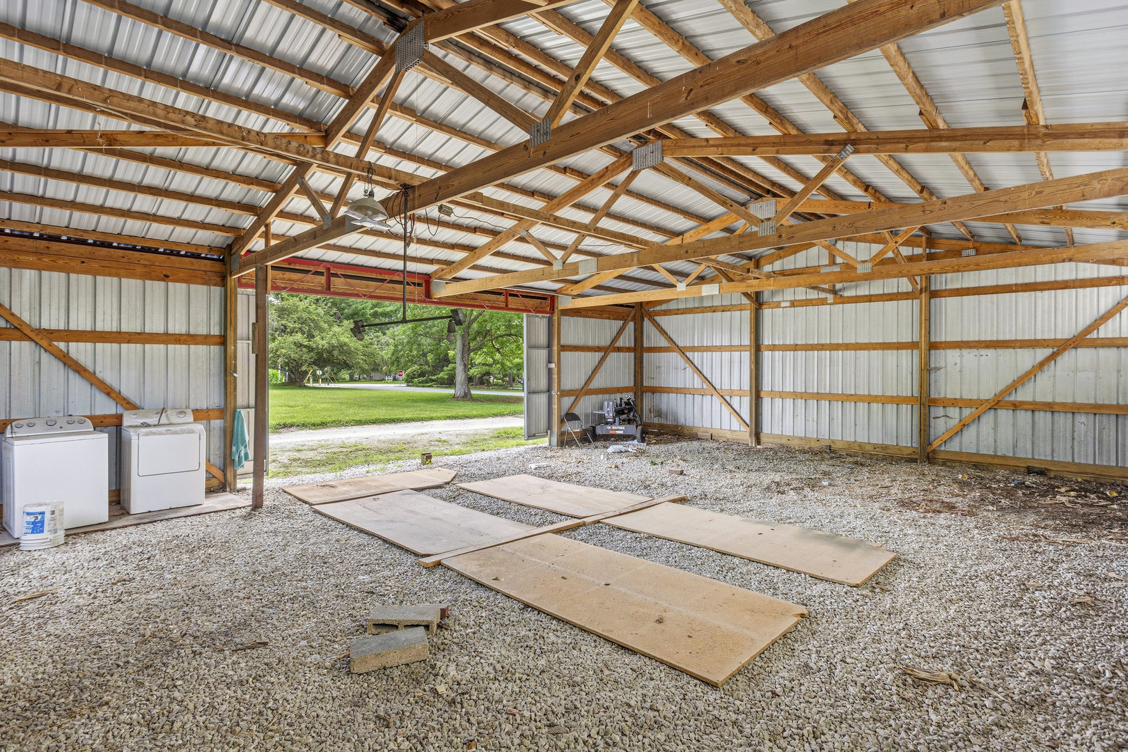 122 County Road 2150 North Property Photo 56