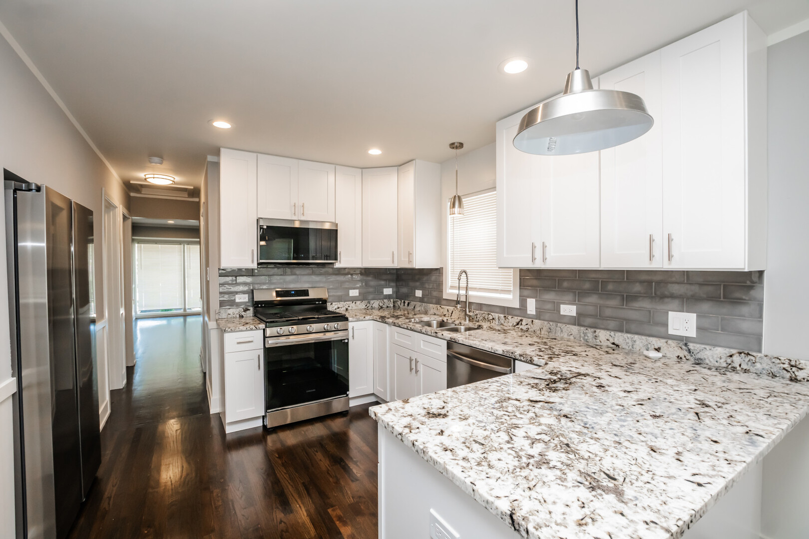 1307 E 88th Street Property Photo 6