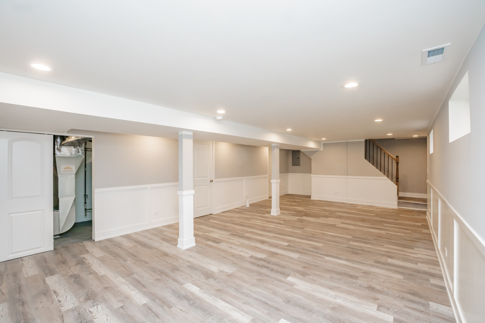 1307 E 88th Street Property Photo 10