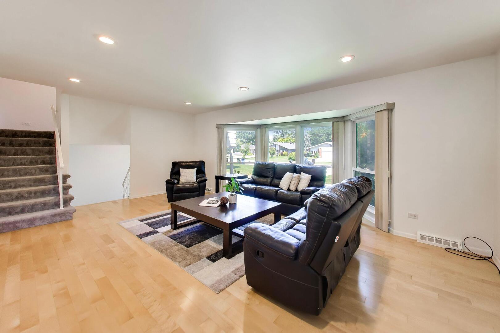1823 E Camp Mcdonald Road Property Photo 4
