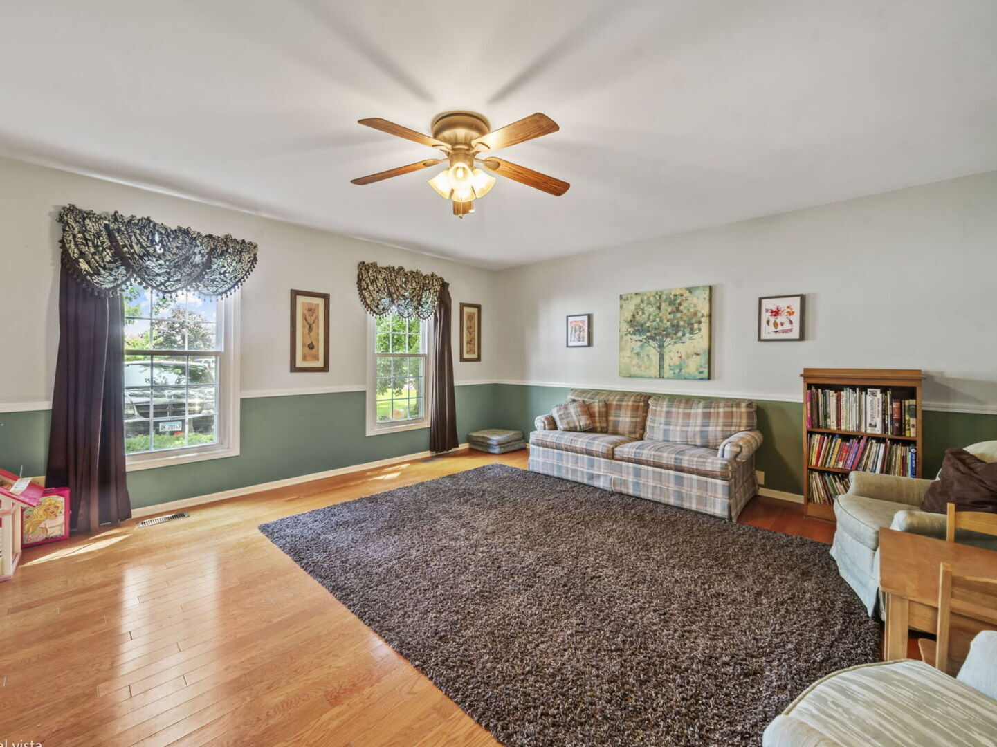 2938 E Poplar Lane Property Photo 4