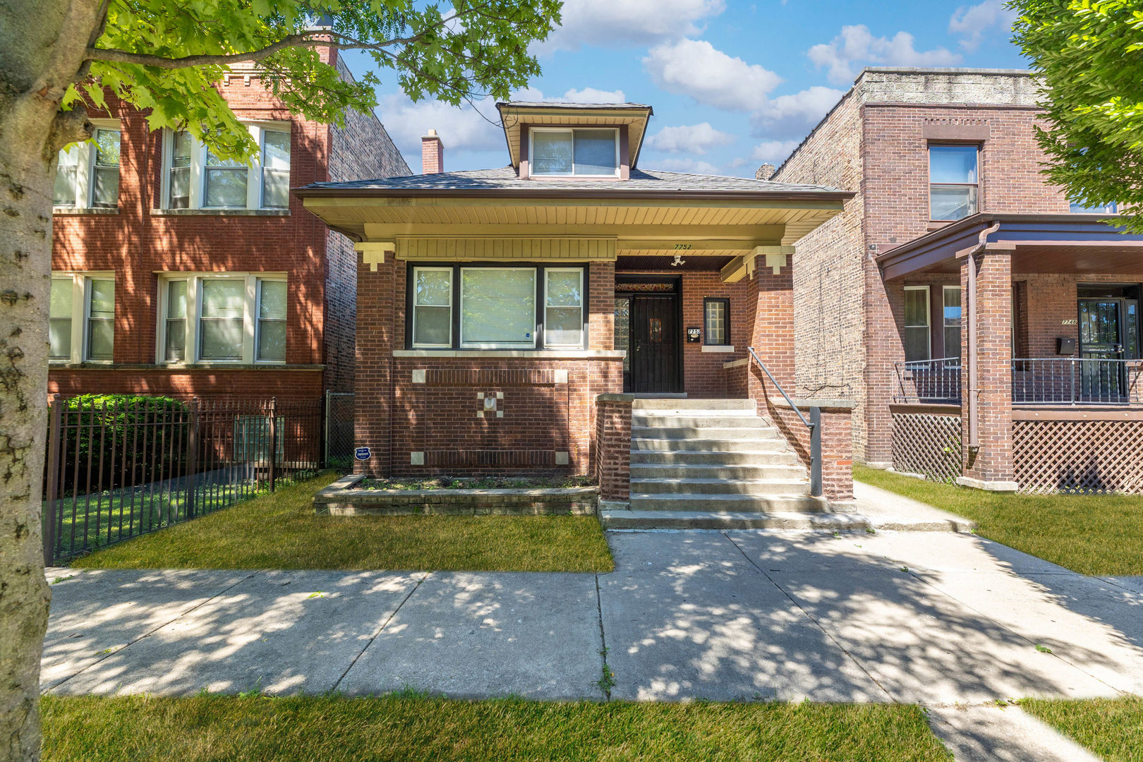 7752 S Evans Avenue Property Photo 1