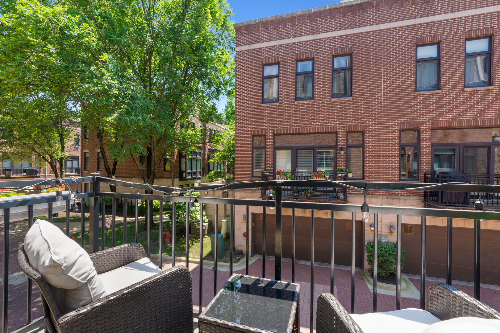1715 W George Street Property Photo 12