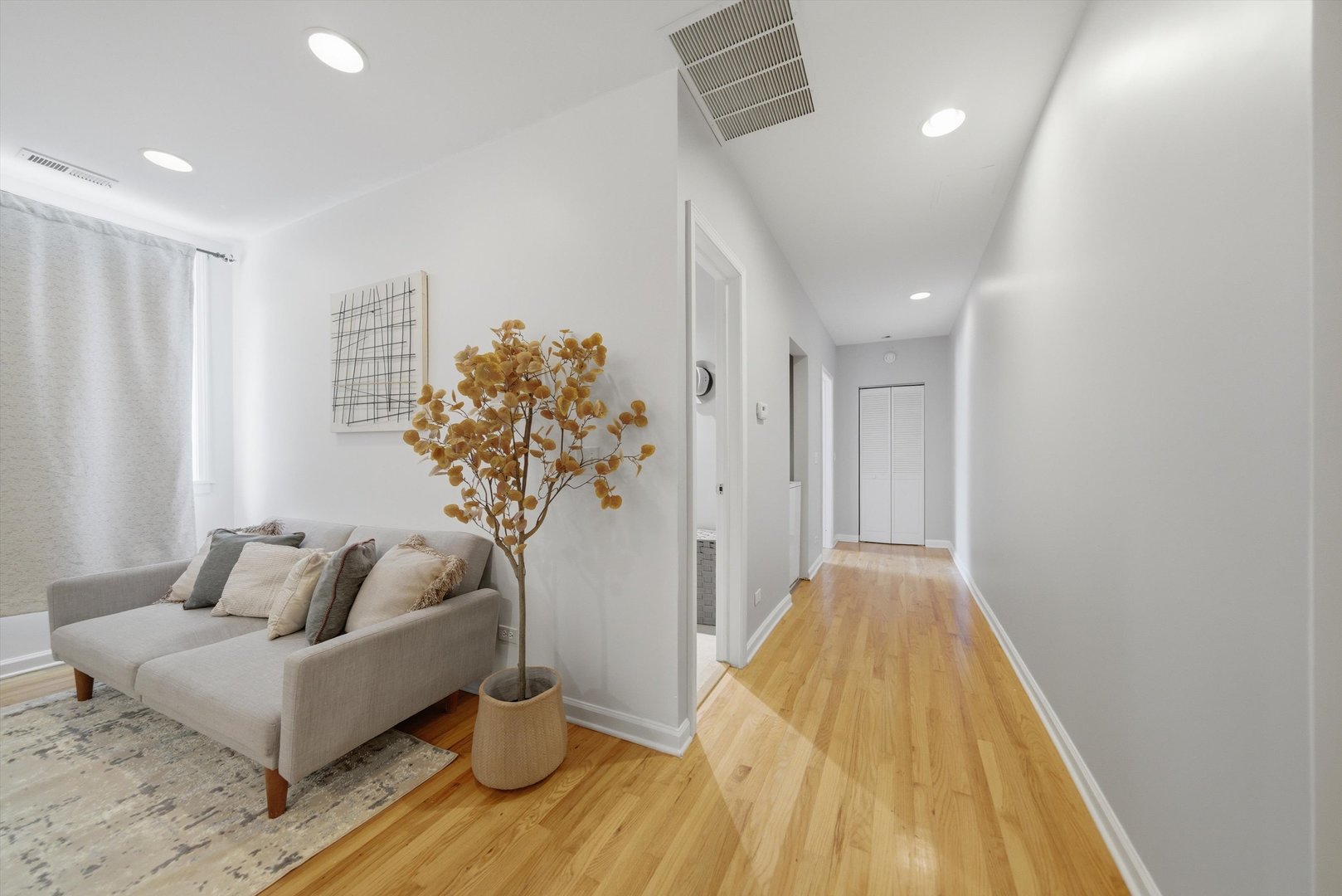 12697742 Property Photo 5
