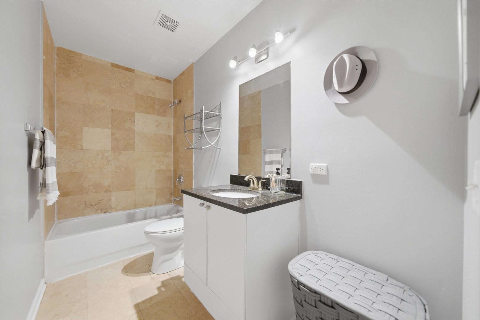 12697742 Property Photo 7