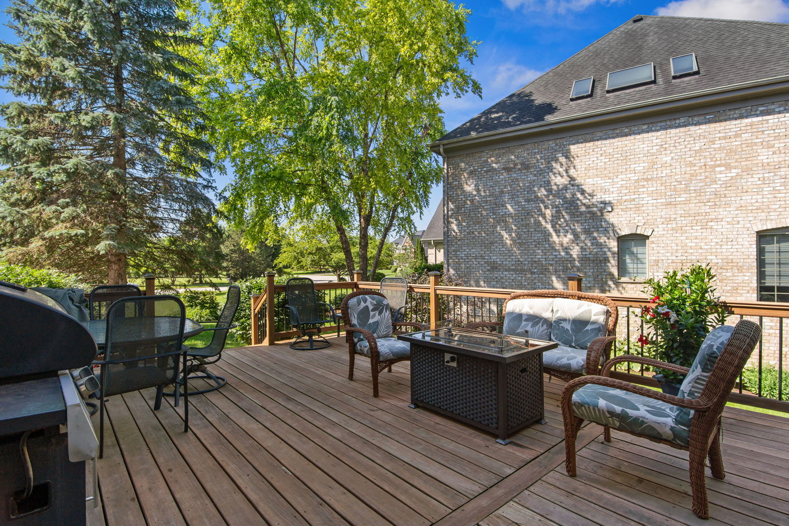 3n874 John Greenleaf Whittier Place Property Photo 7