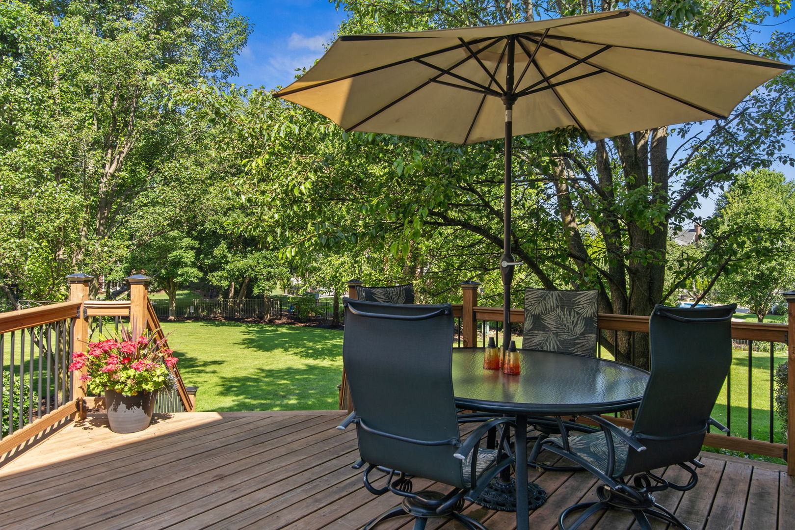 3n874 John Greenleaf Whittier Place Property Photo 8