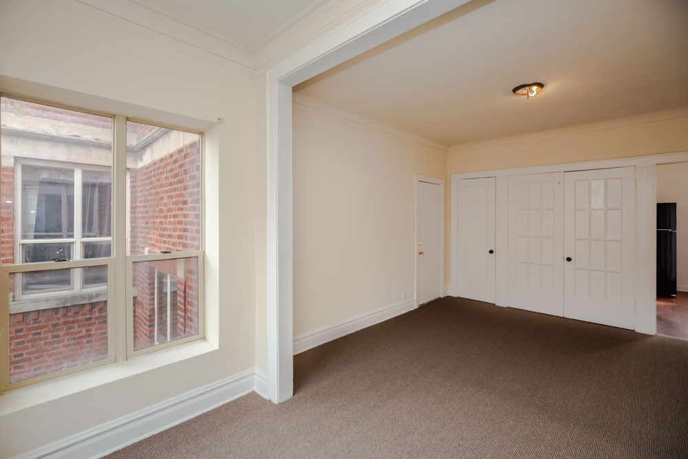 5168 S King Drive 3 Property Photo 6