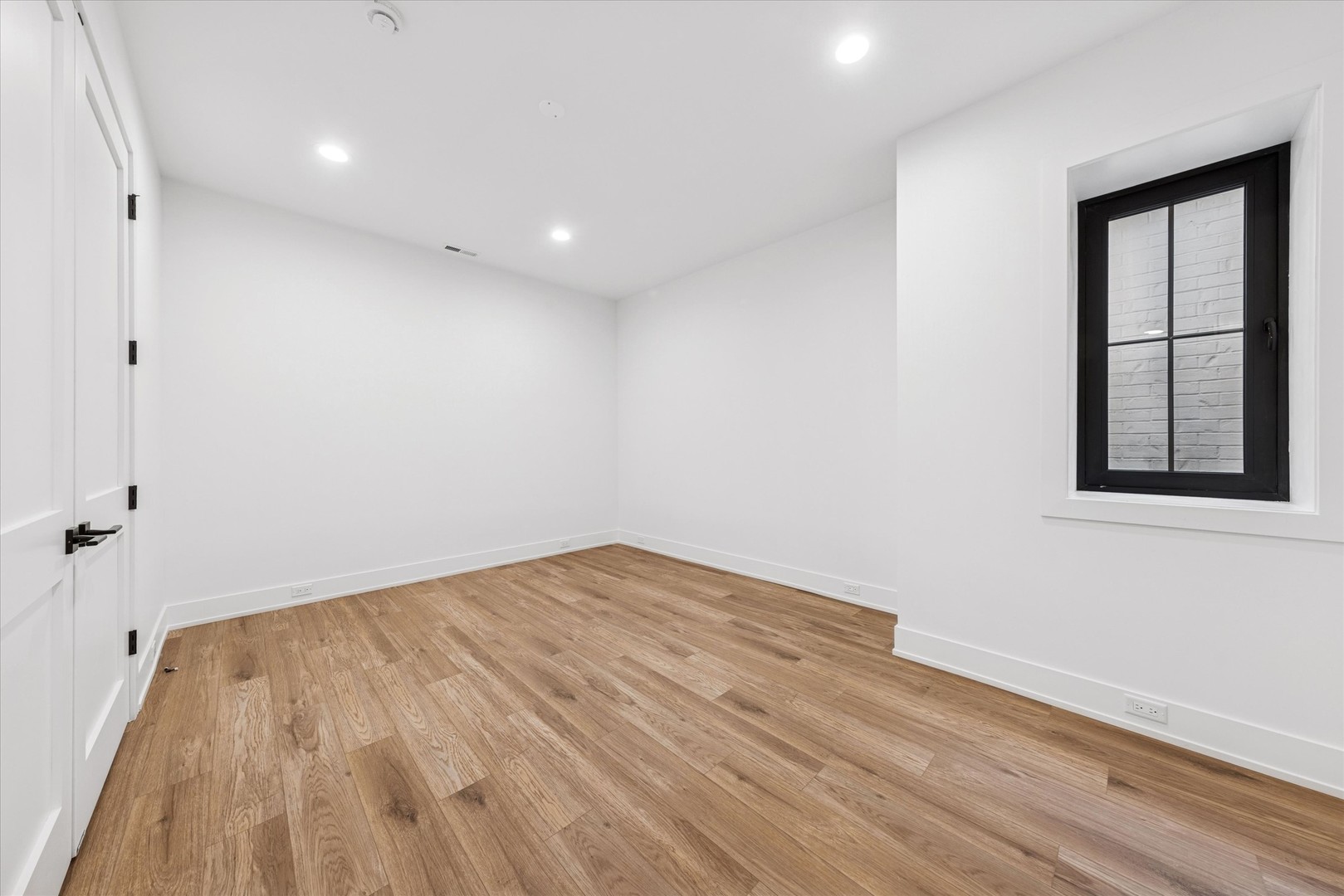 104 S Monroe Street Property Photo 39
