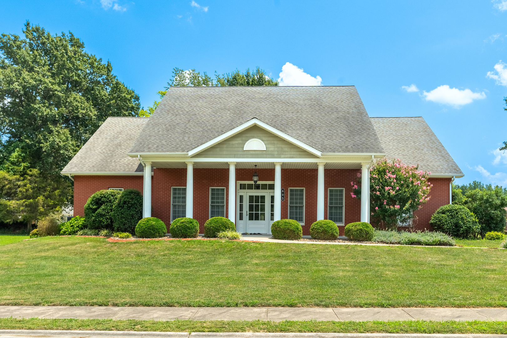 605 Deer Trail Property Photo 1