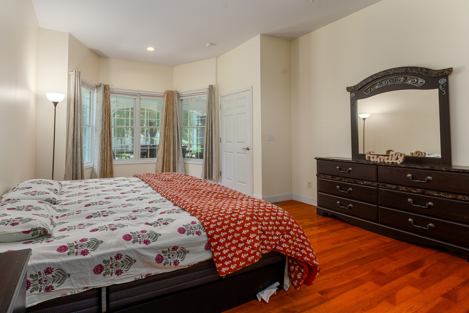 605 Deer Trail Property Photo 13