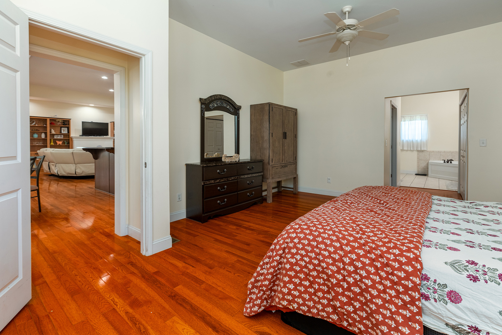 605 Deer Trail Property Photo 14