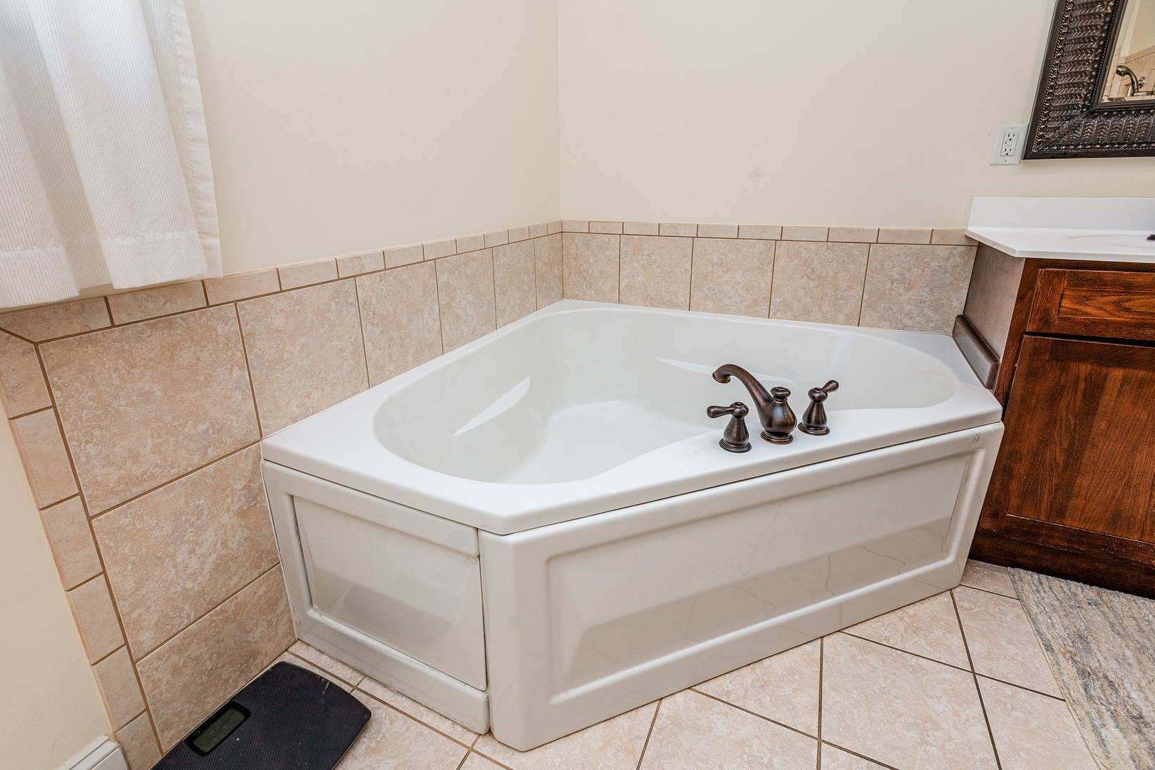 605 Deer Trail Property Photo 19