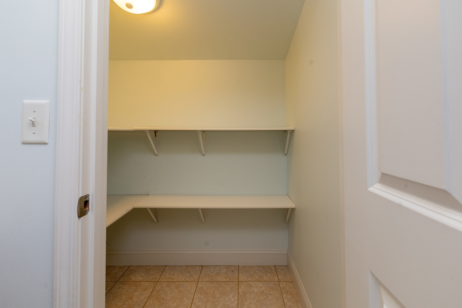 605 Deer Trail Property Photo 31