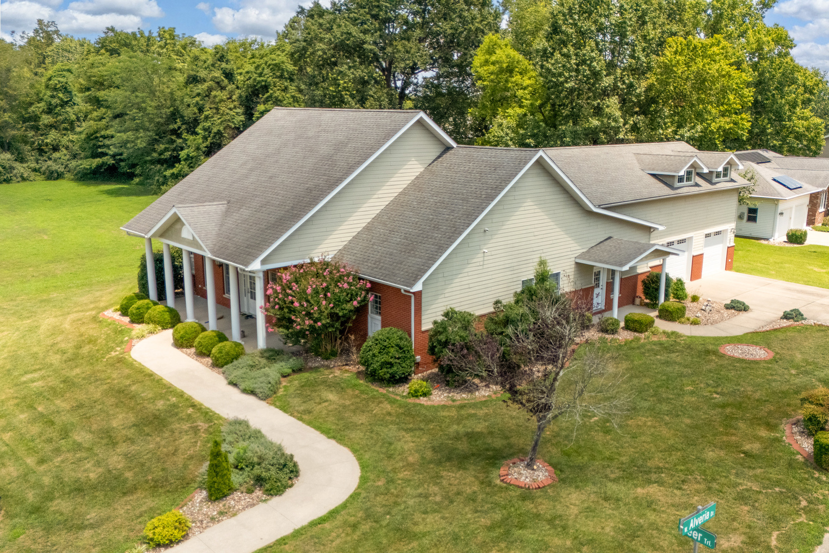 605 Deer Trail Property Photo 55