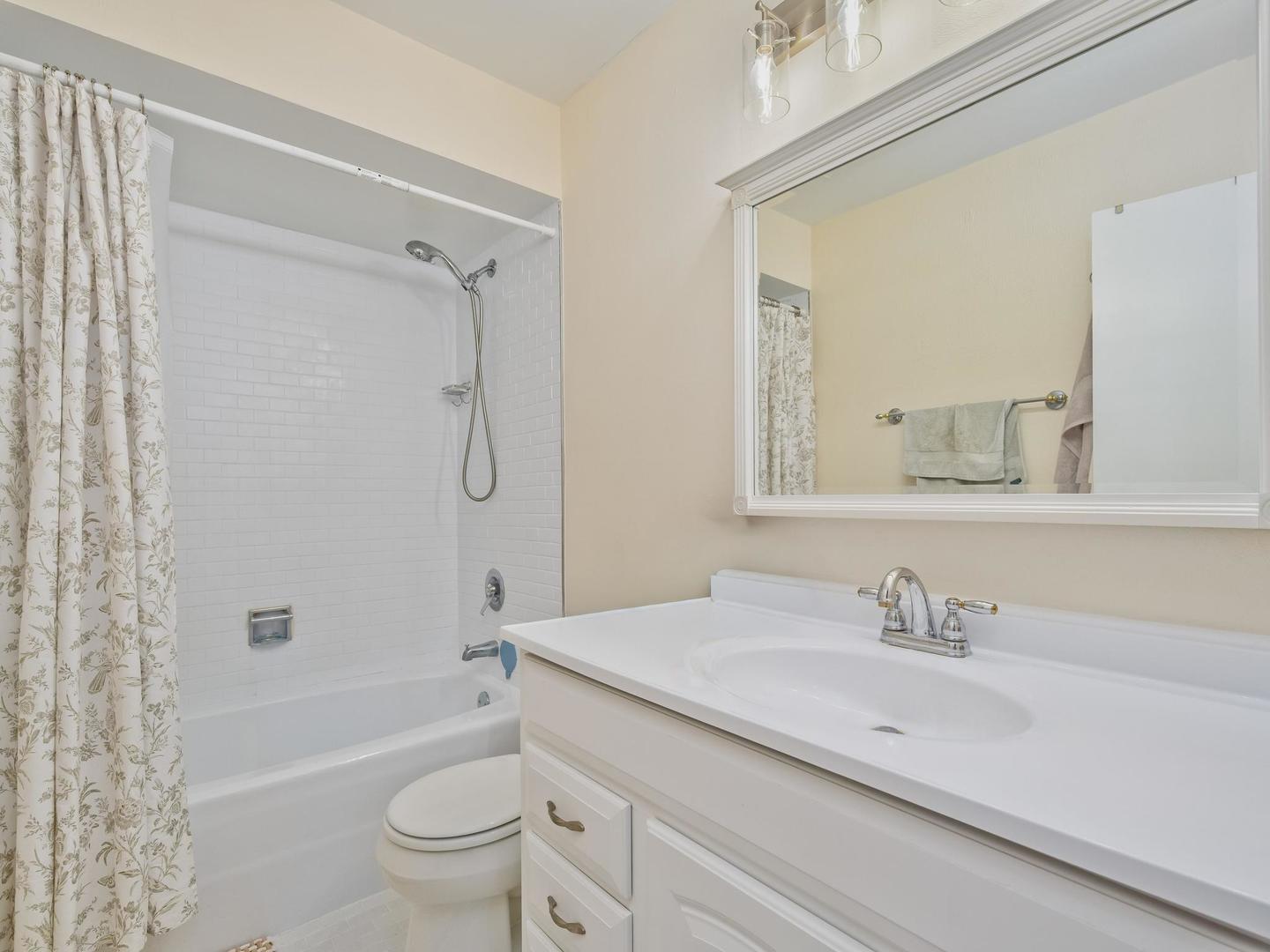 9356 Landings Lane 504 Property Photo 17