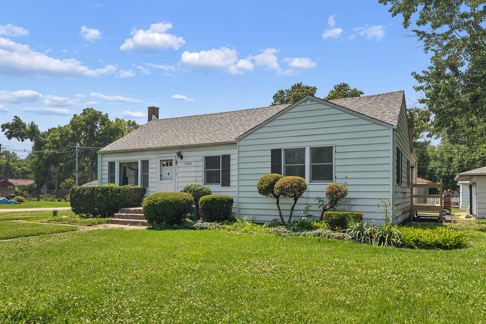 19422 Interurban Avenue Property Photo 1
