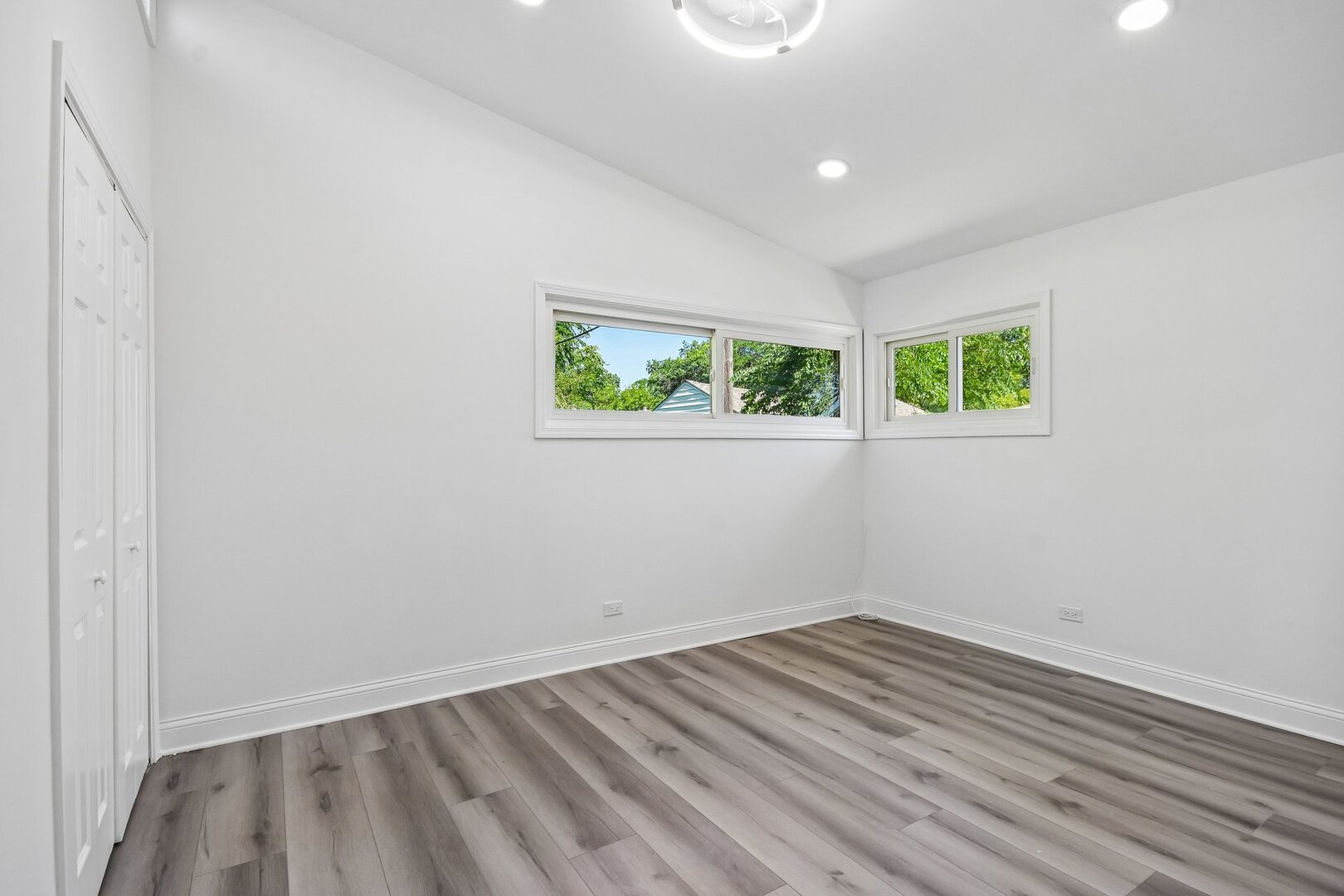 12697820 Property Photo 12