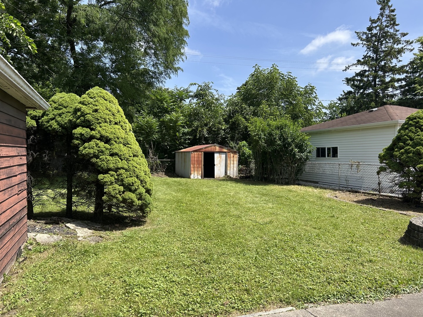 2222 Spruce Road Property Photo 5