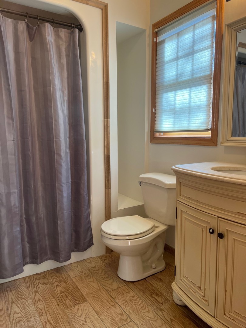 1804 Chapel Court Property Photo 13